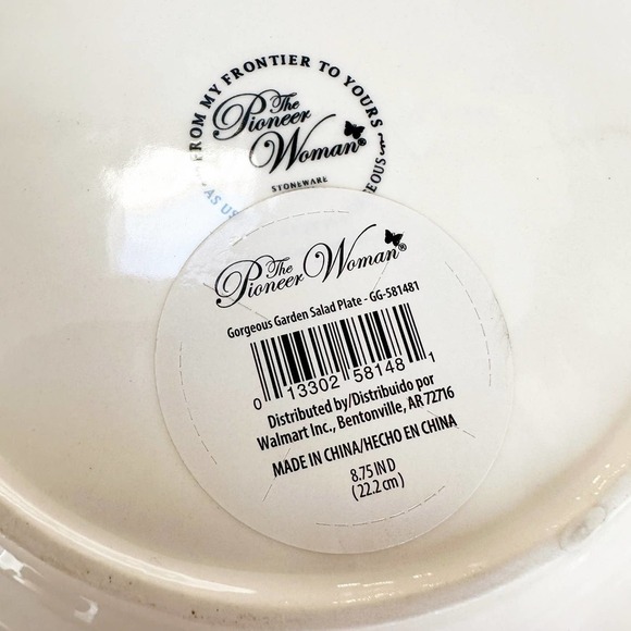 Pioneer Woman Salad Scalloped Plate Set of 3 - Picture 4 of 6